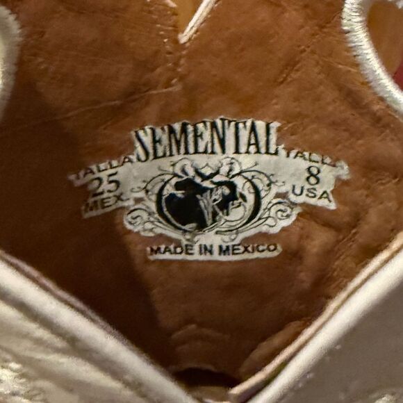 Rancho Semental Western Boots
Brown & Ivory Leather. Men's 8 Woman's 9.5. - Picture 6 of 6